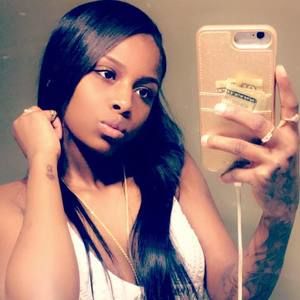 Meet your Posher, Raynelle